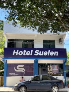 Fachada do Hotel Suelen em Itacoatiara-AM