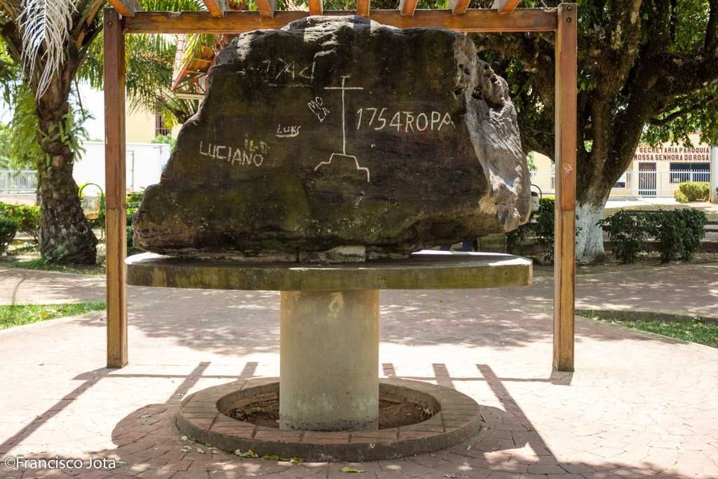 Monumento Pedra Pintada | As Melhores Atrações para Visitar Durante Sua Estadia no Hotel Suelen